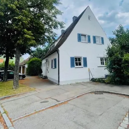 Altstadthaus An Der Kleinen Donau