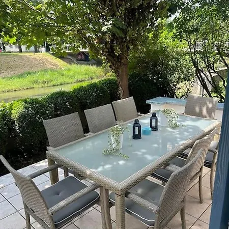 Holiday home Altstadthaus An Der Kleinen Donau *